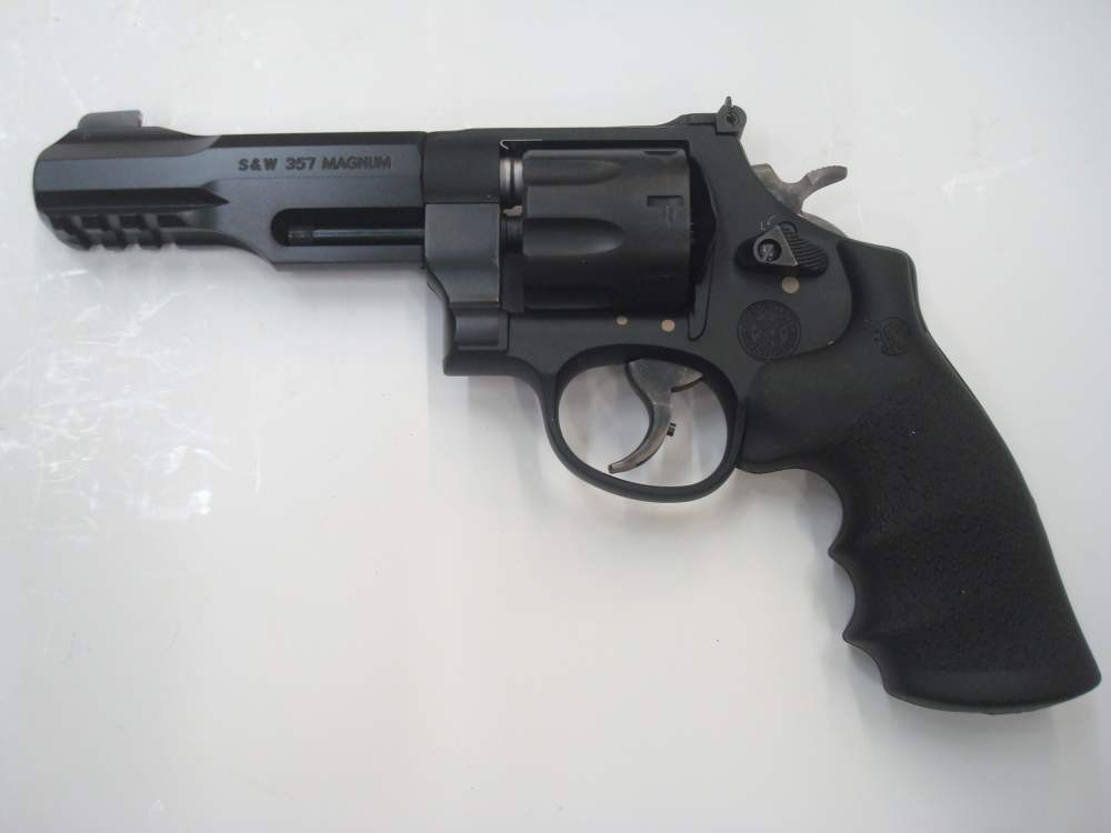 Smith & Wesson Model: 327 M&P R8, .357 Magnum, Revolver, SKU 170292-img-6