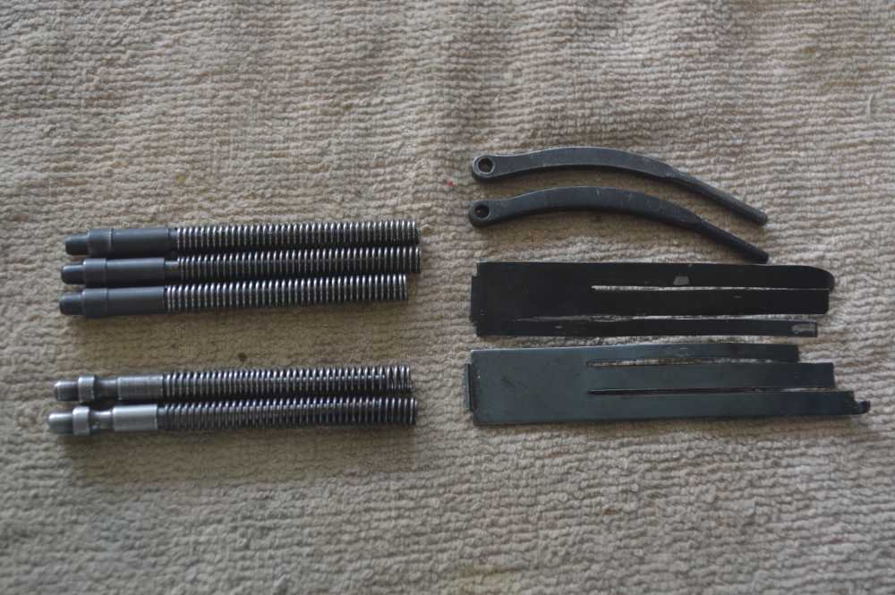 Colt Fireing Pins, Springs, Hammer Struts, Three Finger springs-img-0