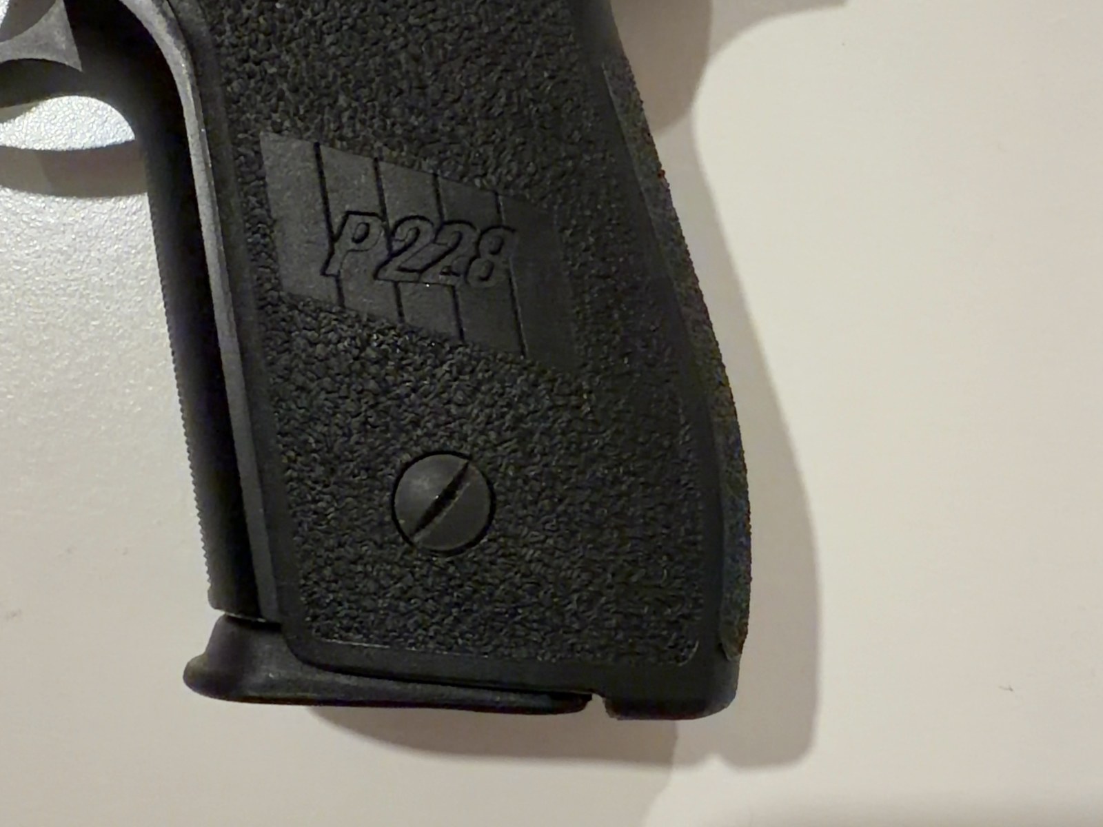 SIG Sauer P228 9mm Swiss Police-img-4