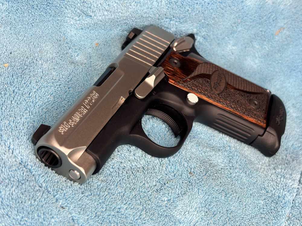 Sig Sauer Custom Shop P238 SAS 380 ACP W Case, Holster, Manual -img-18