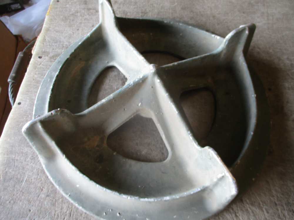 Used 81mm Mortar Baseplate Base Plate M3A1-img-3