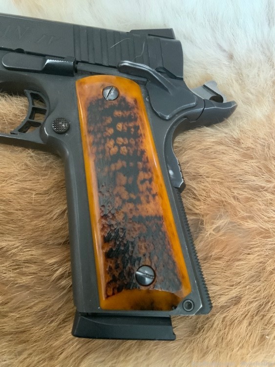 1911 pistol grips, Full size standard grips, snake jigged camel bone (GB23)-img-3