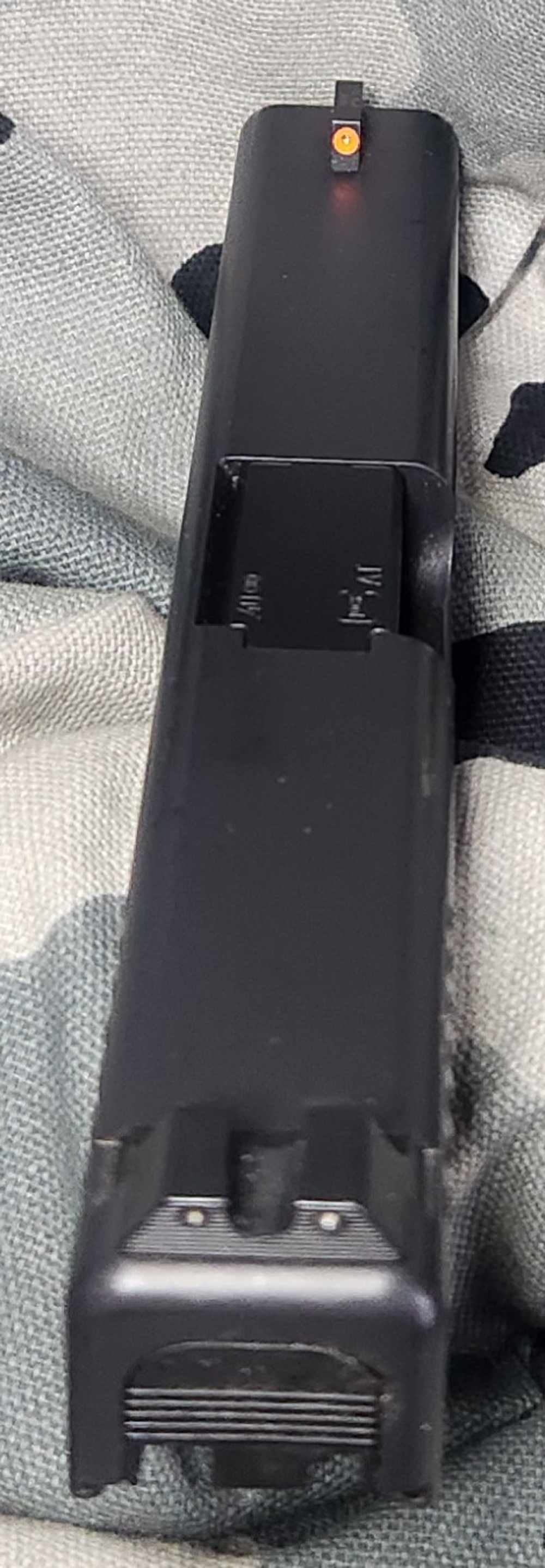 Glock 22 Gen 4 40SW Complete Slide Used 415 Night Sights Discontinued -img-4