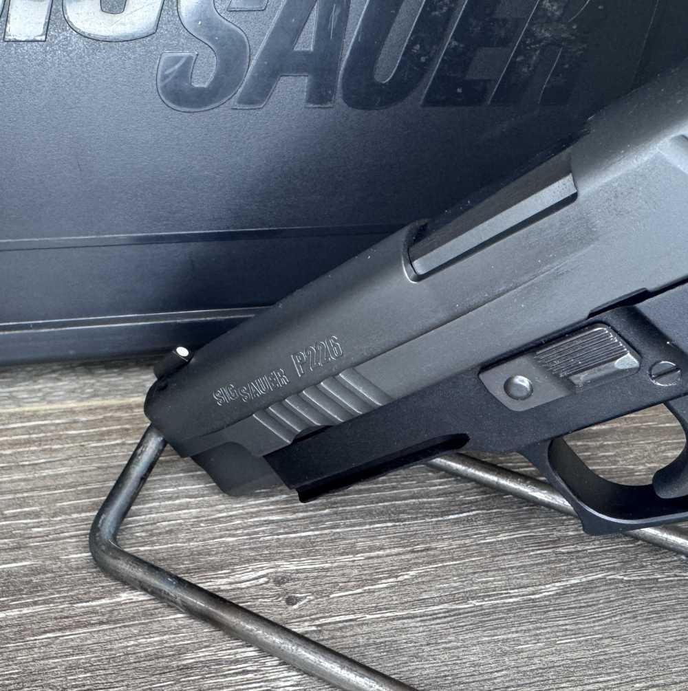 Sig Sauer P226 NIB 9mm New Rail-img-3