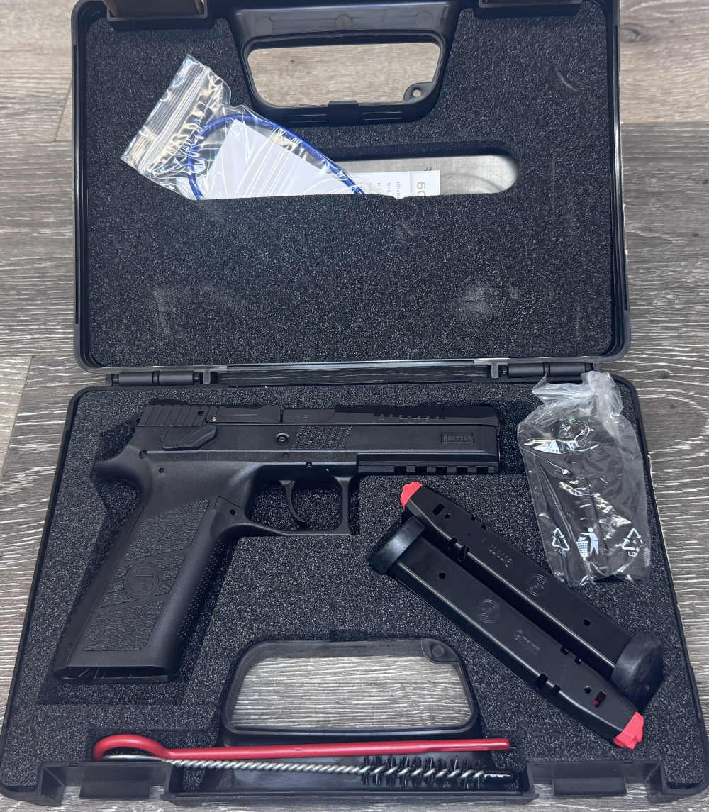 CZ P-09 New in box 9mm 19 round mags-img-0