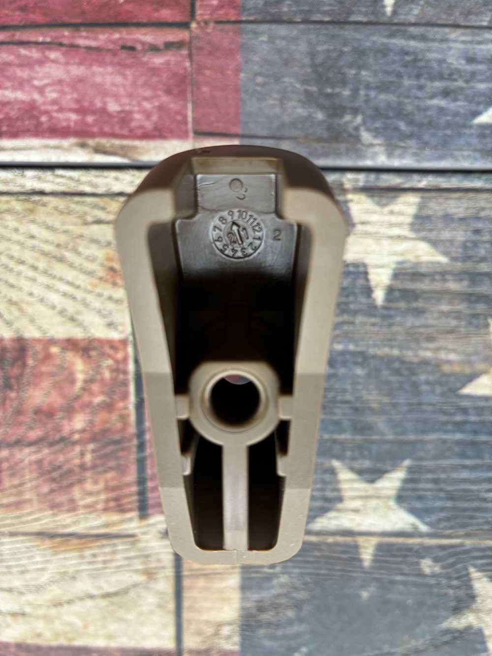 VERY RARE SWISS SIG PE90 550 551 552 553 751 COYOTE FDE GRIP 2021 NEW-img-2