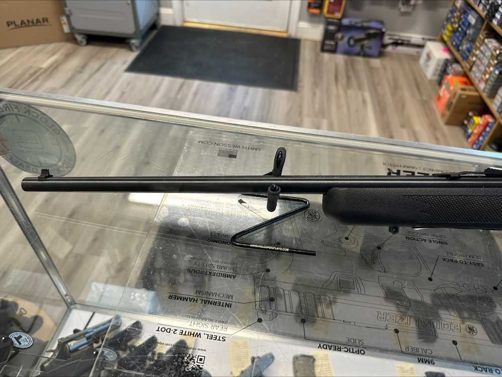 Savage Model 64 F .22 LR Semi-Auto Rifle 21" Barrel Synthetic Stock-img-4