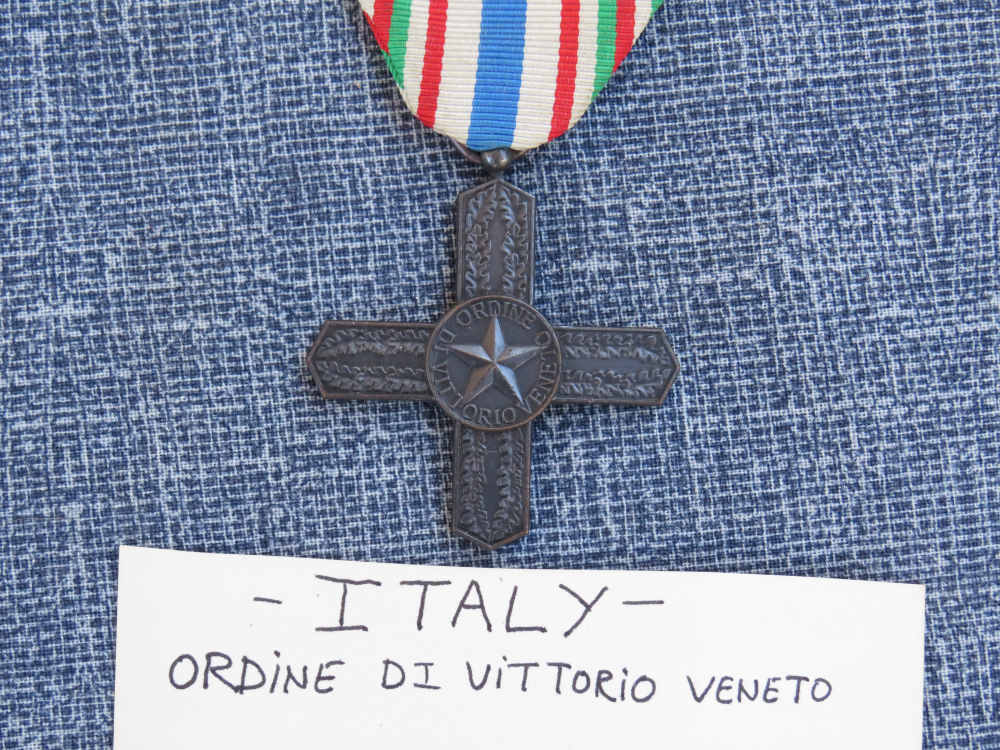 WWI ITALIAN Knight's Cross of the Order of Vittorio Veneto MEDAL EXCELLENT -img-1
