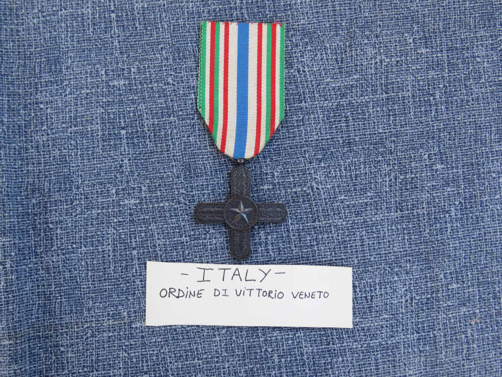 WWI ITALIAN Knight's Cross of the Order of Vittorio Veneto MEDAL EXCELLENT -img-0