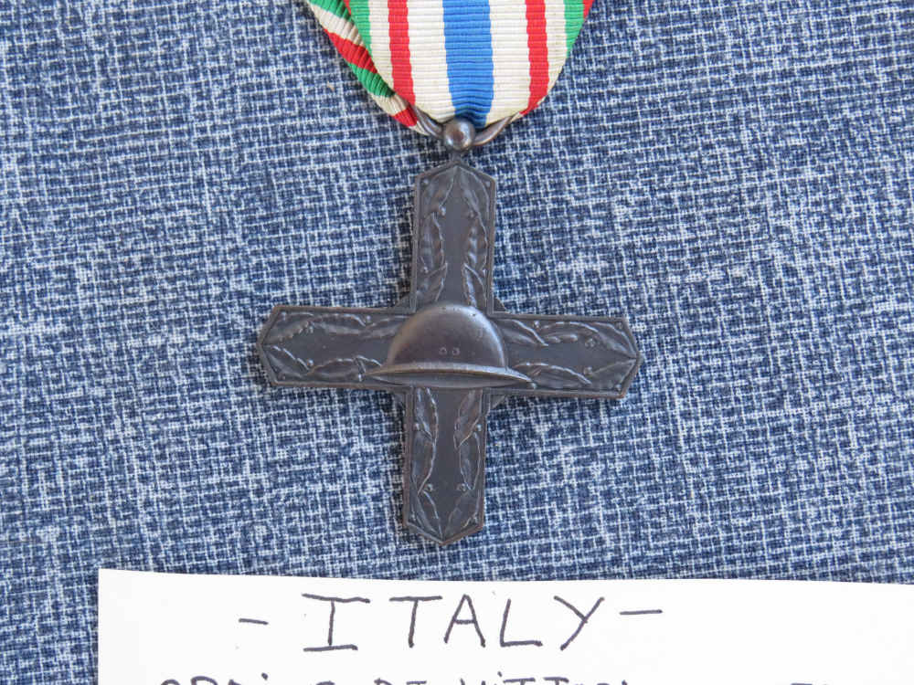 WWI ITALIAN Knight's Cross of the Order of Vittorio Veneto MEDAL EXCELLENT -img-3