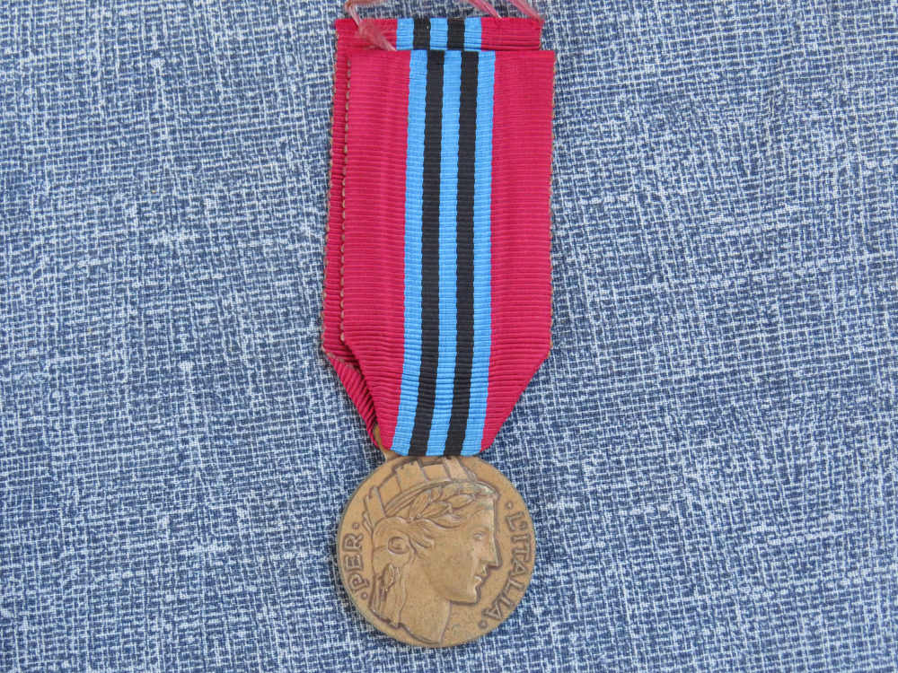 ITALIAN VOLUNTEERS MEDAL 1935-1936 EAST AFRICA / ETHIOPIA A.O EXCELLENT-img-2