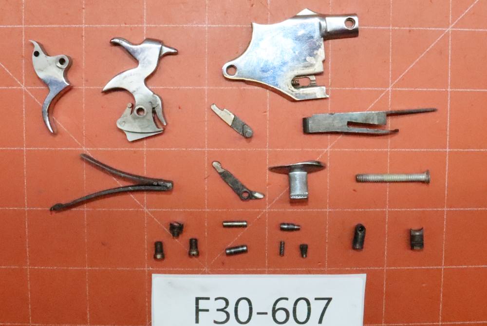 Colt New Police .32, Repair Parts F30-607 -img-1