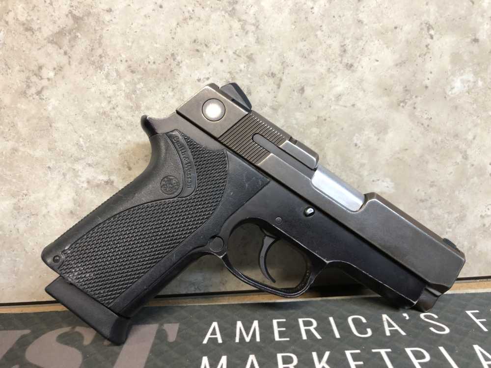 Smith & Wesson model 457 .45ACP Pistol w/ 1 mag and case-img-3
