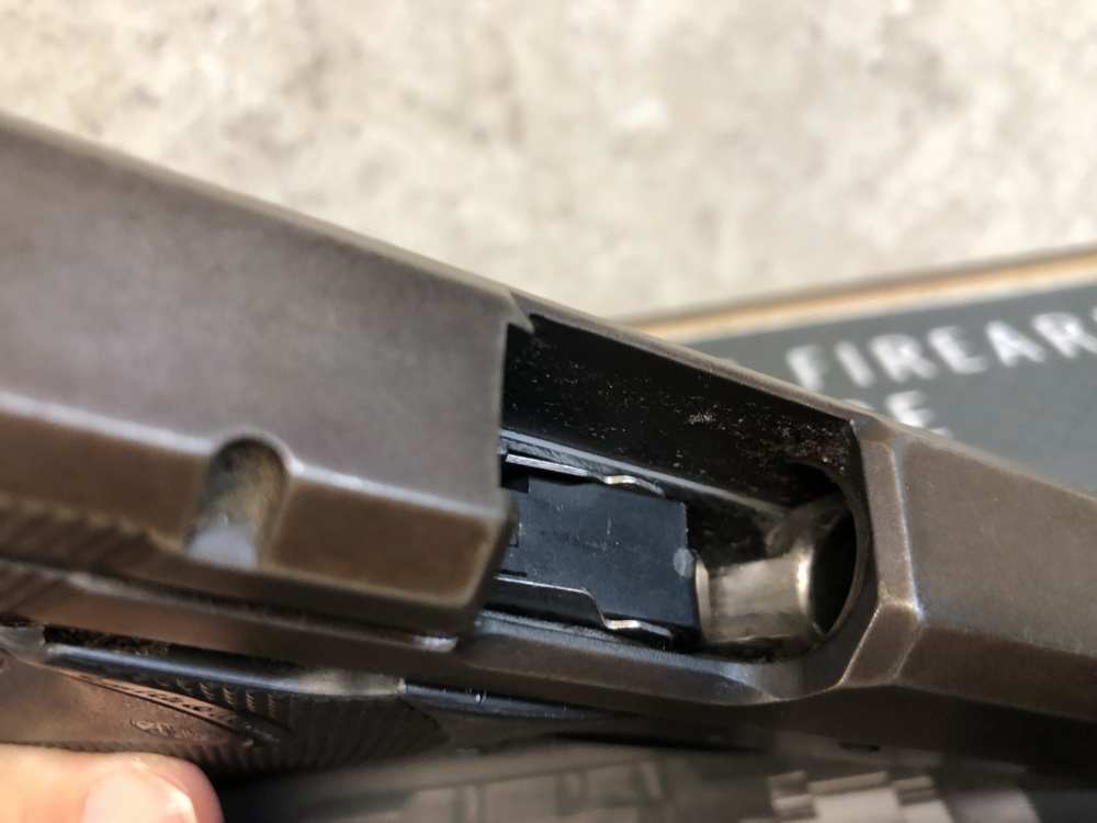 Smith & Wesson model 457 .45ACP Pistol w/ 1 mag and case-img-7