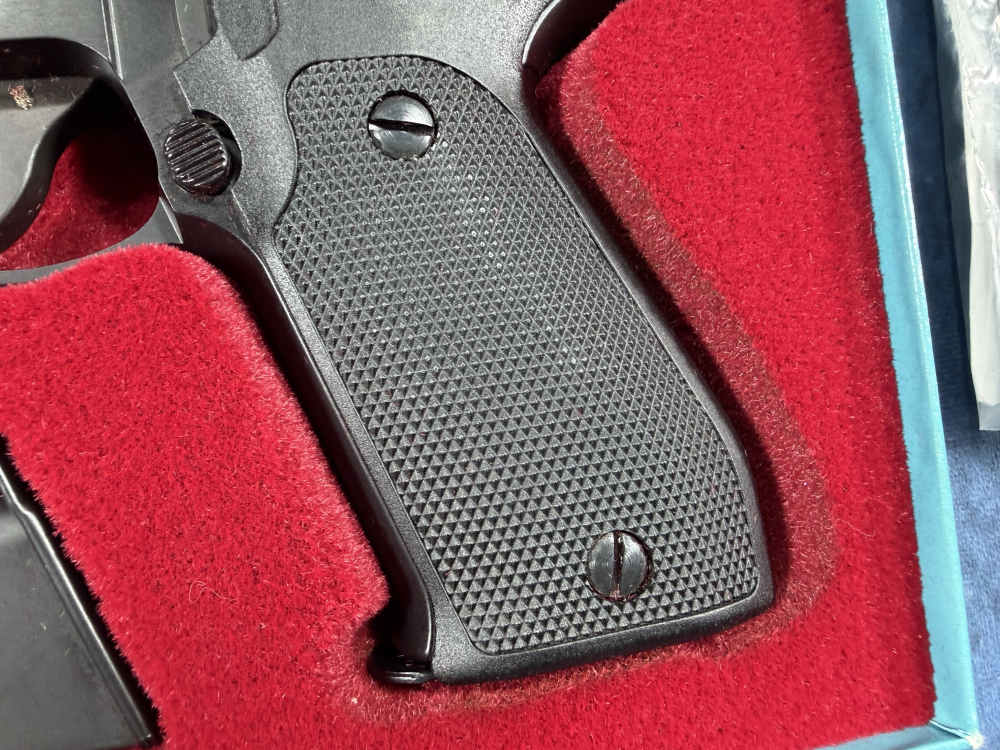 Sig P220 45ACP Made in West Germany-img-2