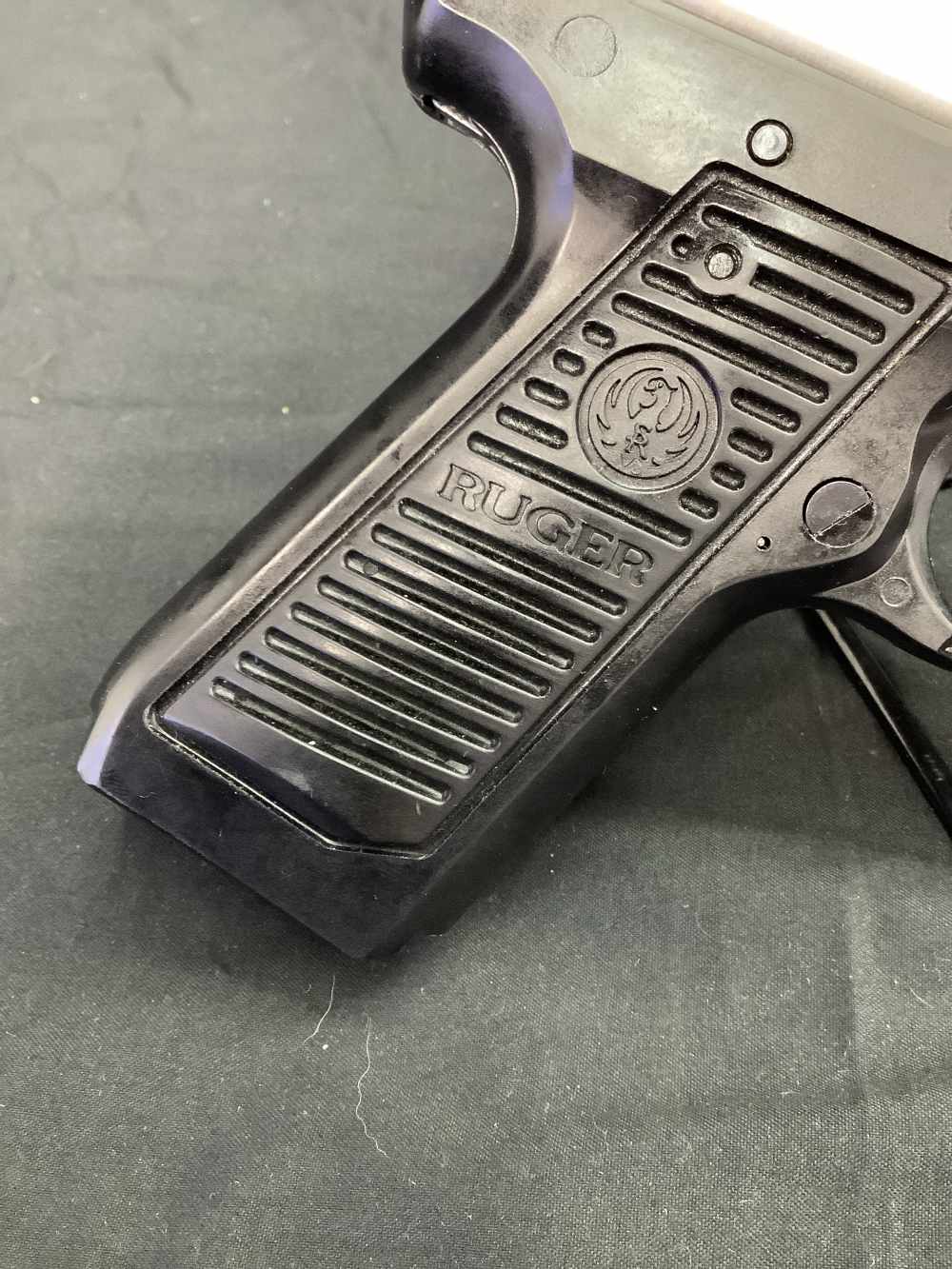 Ruger Mark II 22/45 .22lr w/5 mags-img-1