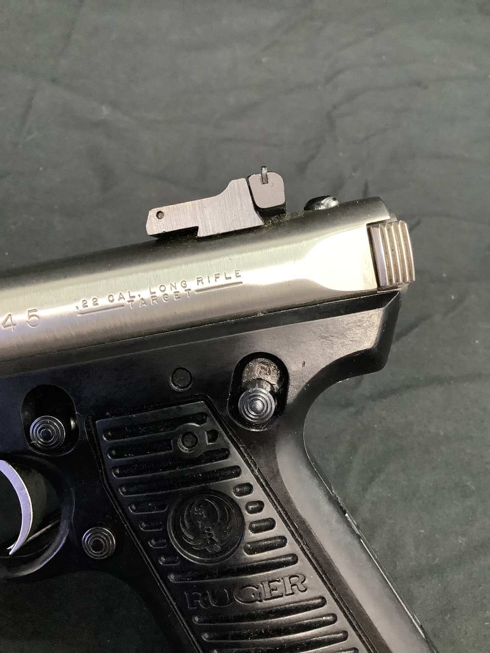 Ruger Mark II 22/45 .22lr w/5 mags-img-7