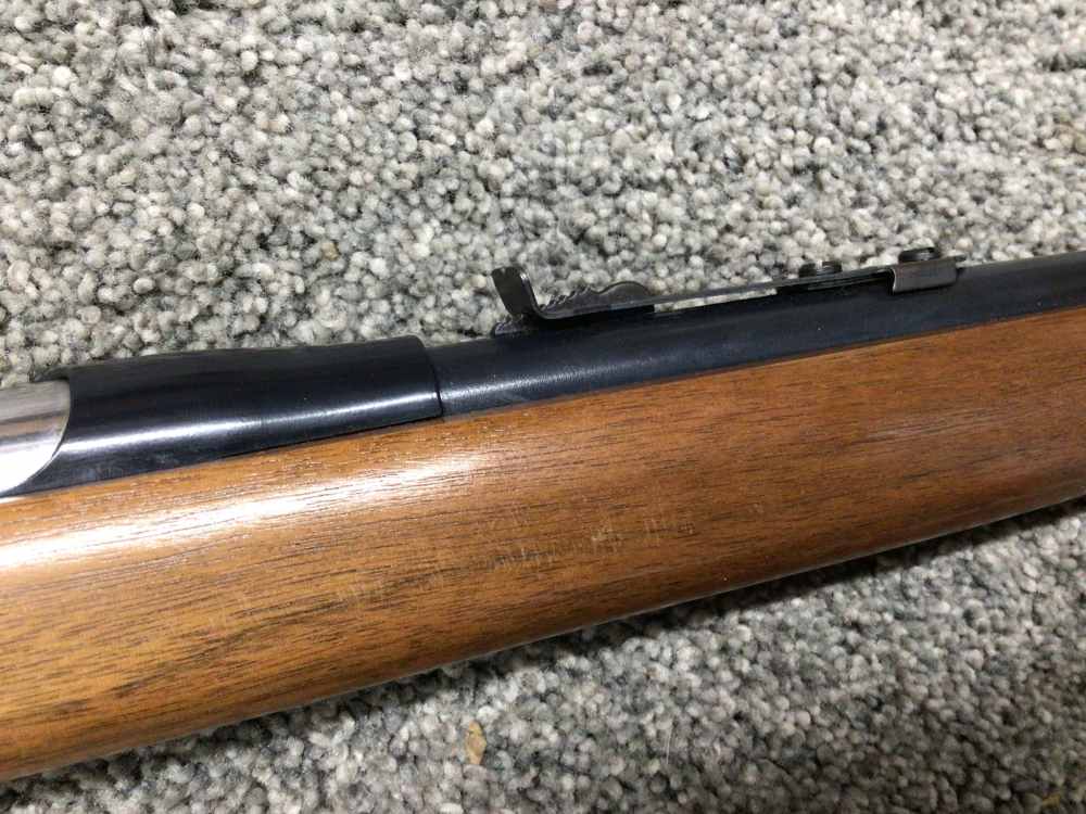 Daisy V/L Caseless Rifle 22 Cal Presentation Grade w/Original hardcase-img-12