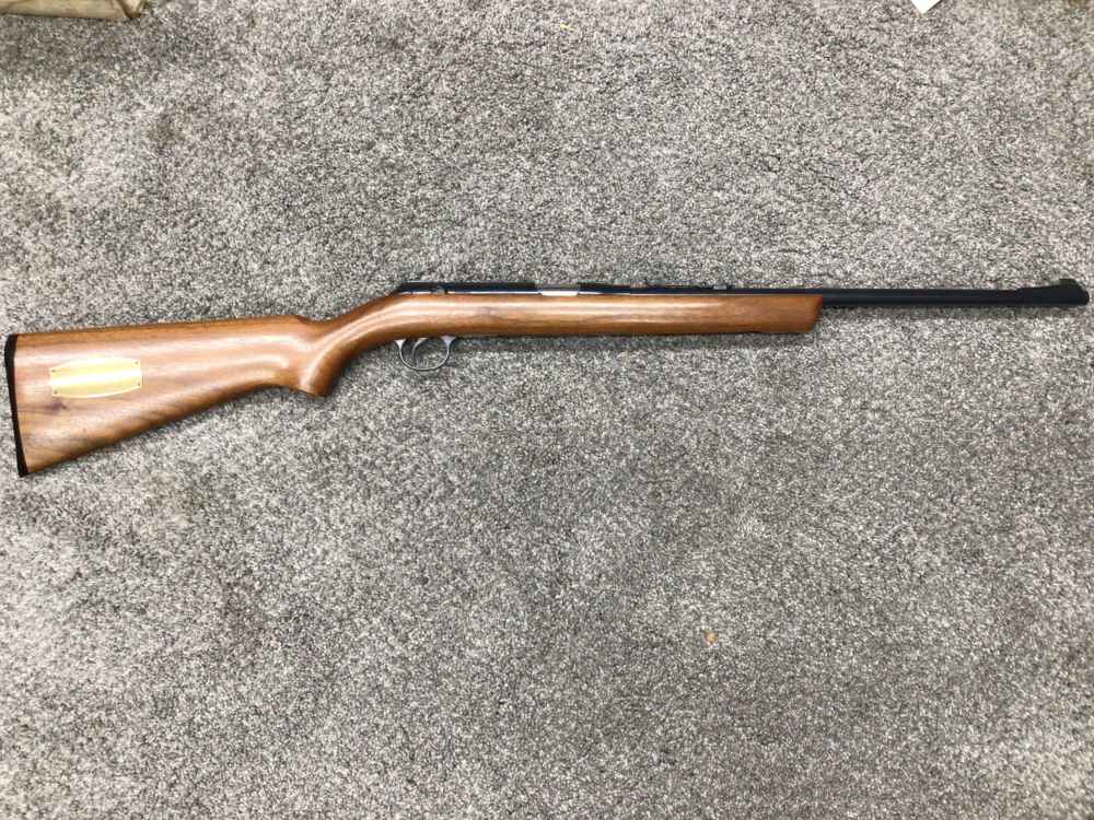 Daisy V/L Caseless Rifle 22 Cal Presentation Grade w/Original hardcase-img-7