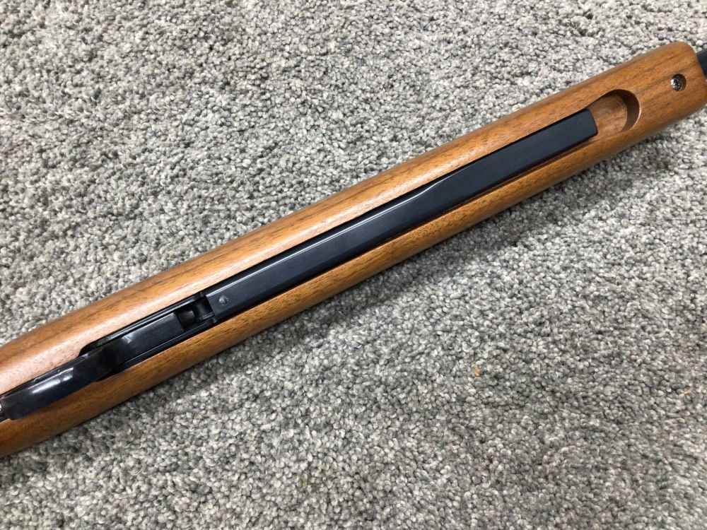 Daisy V/L Caseless Rifle 22 Cal Presentation Grade w/Original hardcase-img-19