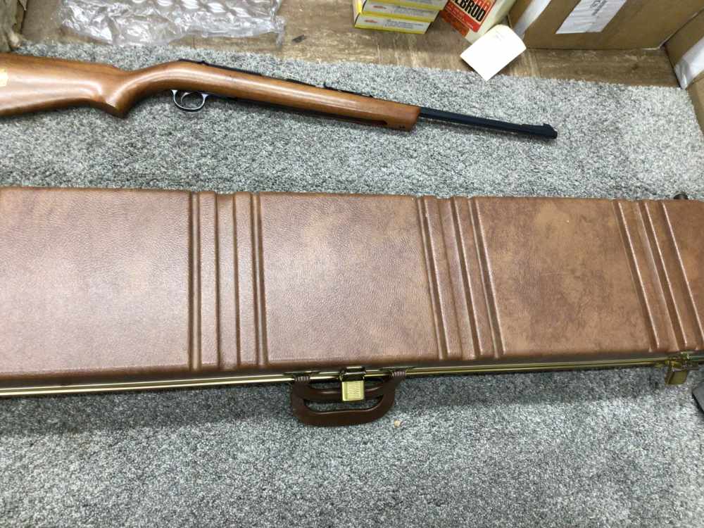 Daisy V/L Caseless Rifle 22 Cal Presentation Grade w/Original hardcase-img-15