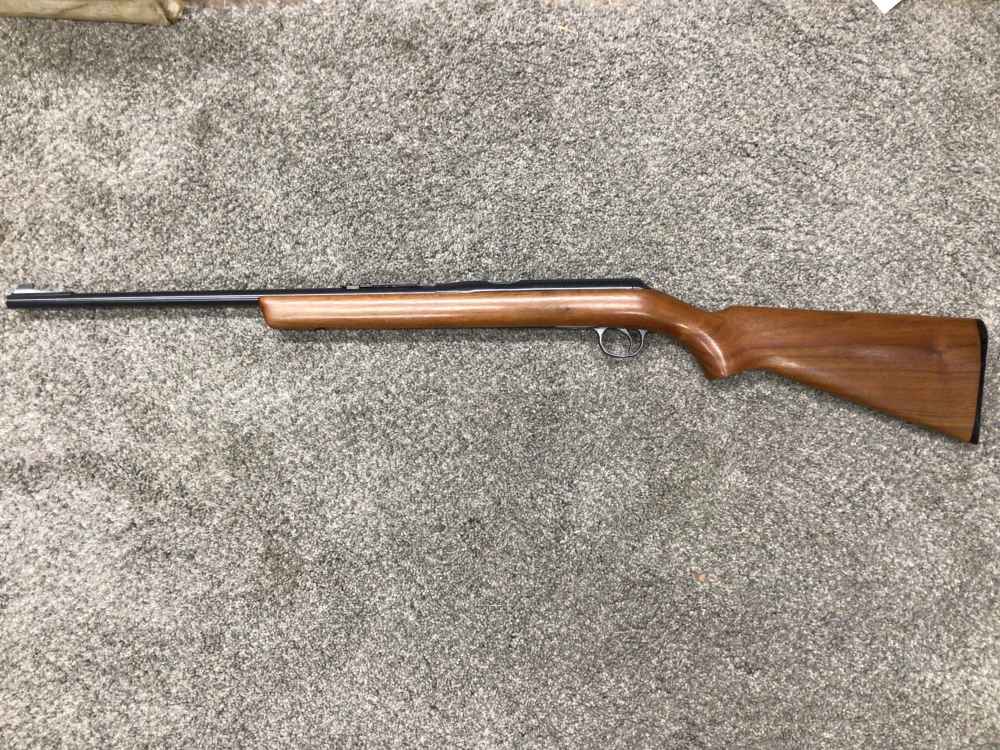 Daisy V/L Caseless Rifle 22 Cal Presentation Grade w/Original hardcase-img-0