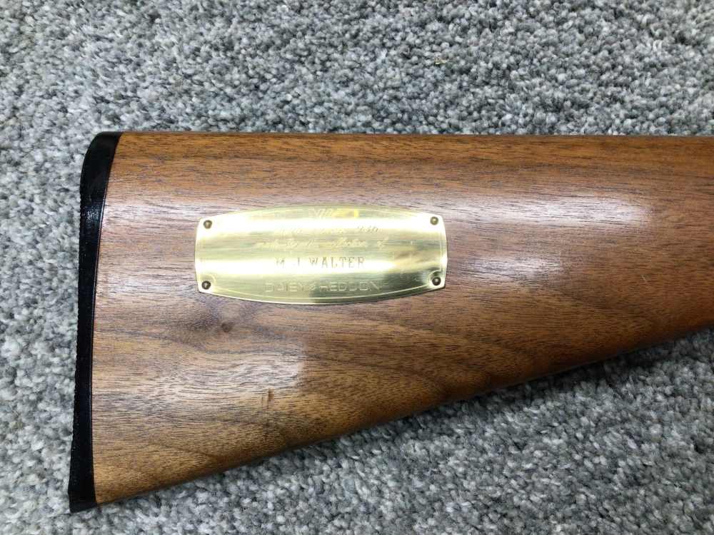 Daisy V/L Caseless Rifle 22 Cal Presentation Grade w/Original hardcase-img-6
