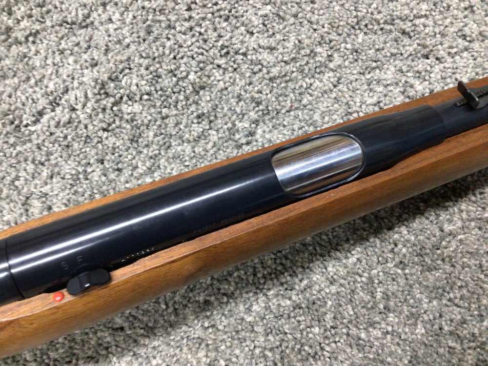 Daisy V/L Caseless Rifle 22 Cal Presentation Grade w/Original hardcase-img-10