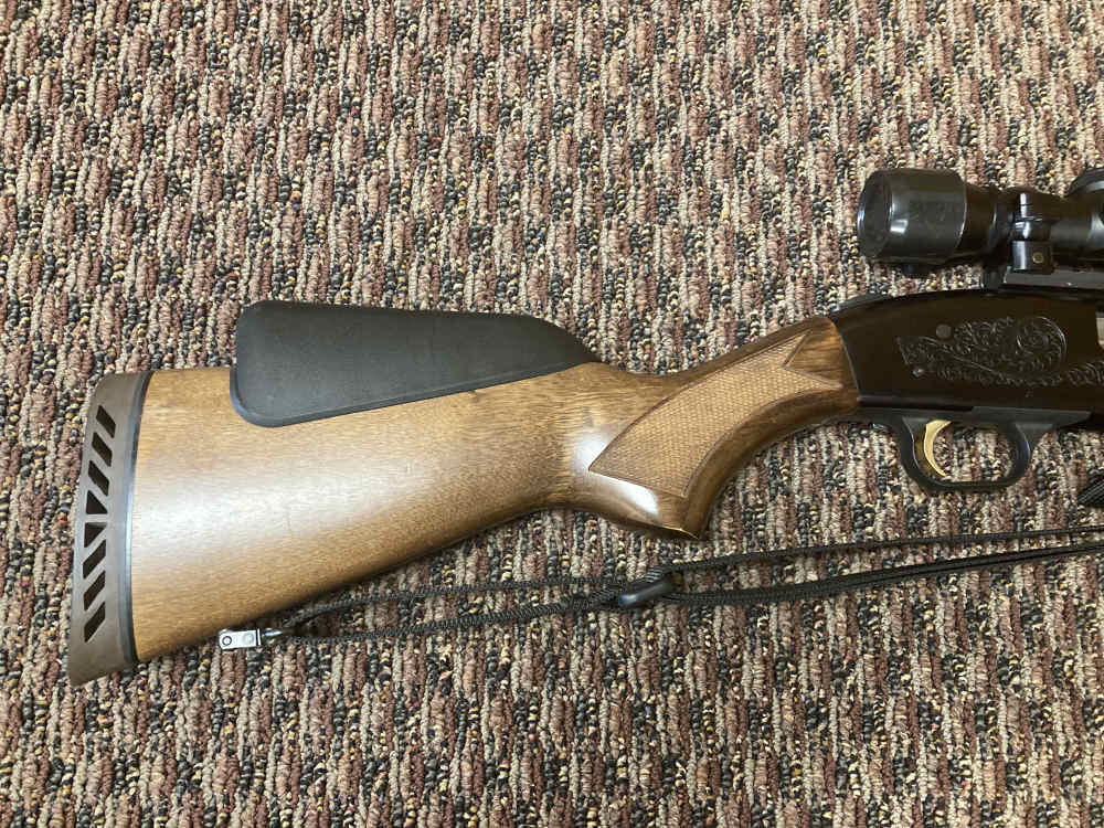 Mossberg 500 Slugster 12 ga rifled cantilever barrel with scope and sling -img-1