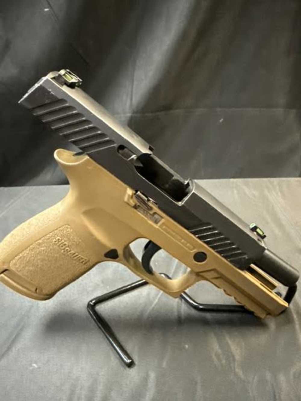 Sig Sauer P320-img-3