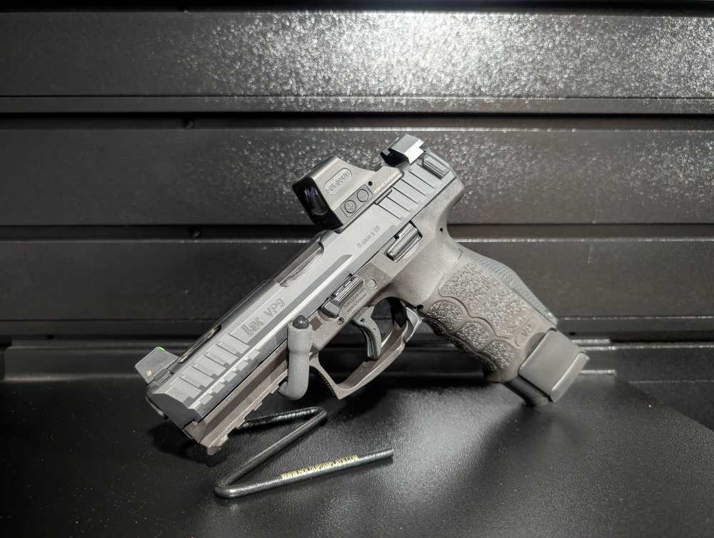 HK VP9 9MM PISTOL, HOLOSUN 508T, 6 MAGS, OWB HOLSTER, BUNDLE -img-2