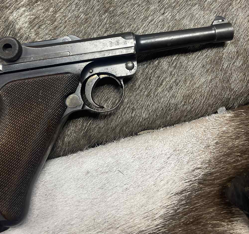 VERY Rare 1911 DWM Luger WWI MATCHING #s P08 9mm W/Holster ALL ORIGINAL-img-15