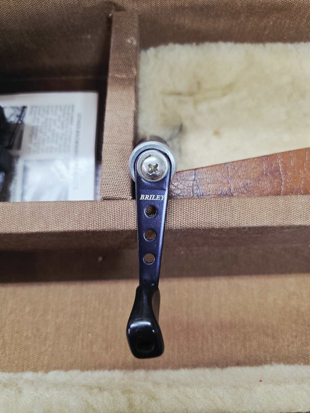Browning Arms Citori 12G With Leather Case and Extra Chokes-img-36