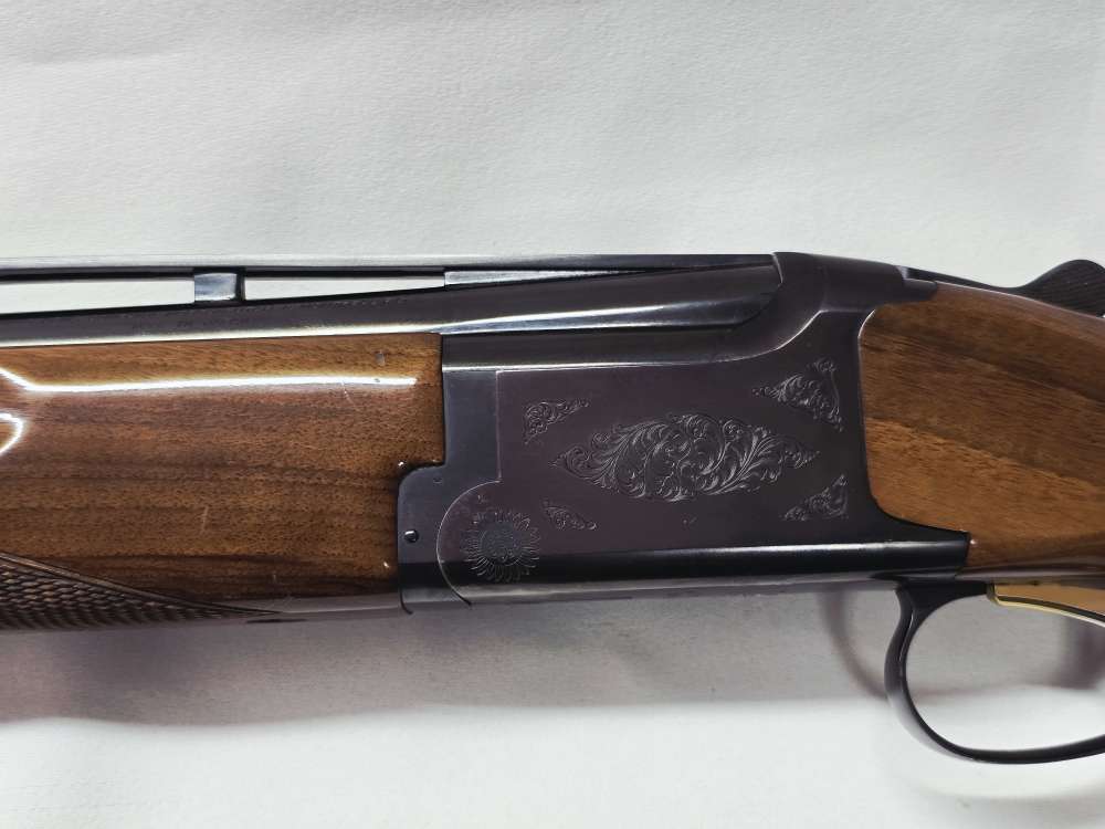 Browning Arms Citori 12G With Leather Case and Extra Chokes-img-15