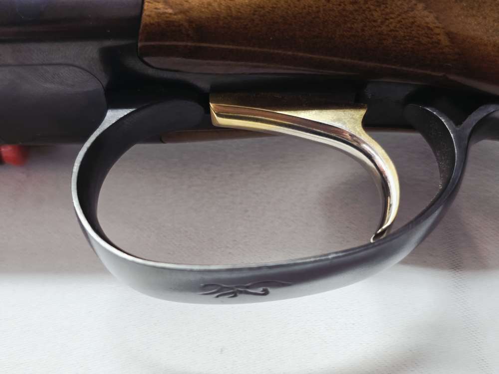 Browning Arms Citori 12G With Leather Case and Extra Chokes-img-20