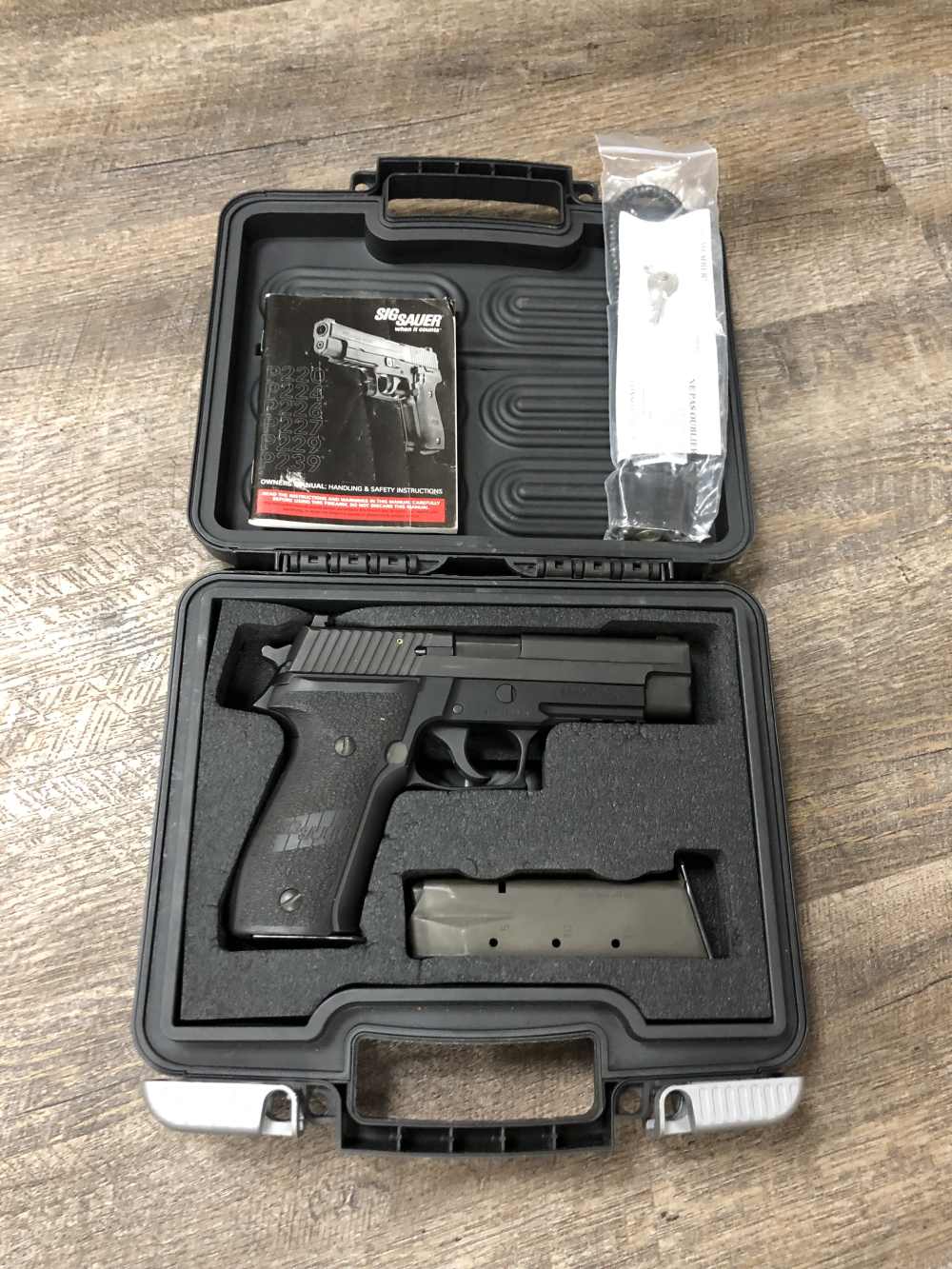 Sig Sauer P226 USA MK25 9mm Full Size 4.4" TWO 15 Round Mags Hard Case Navy-img-0