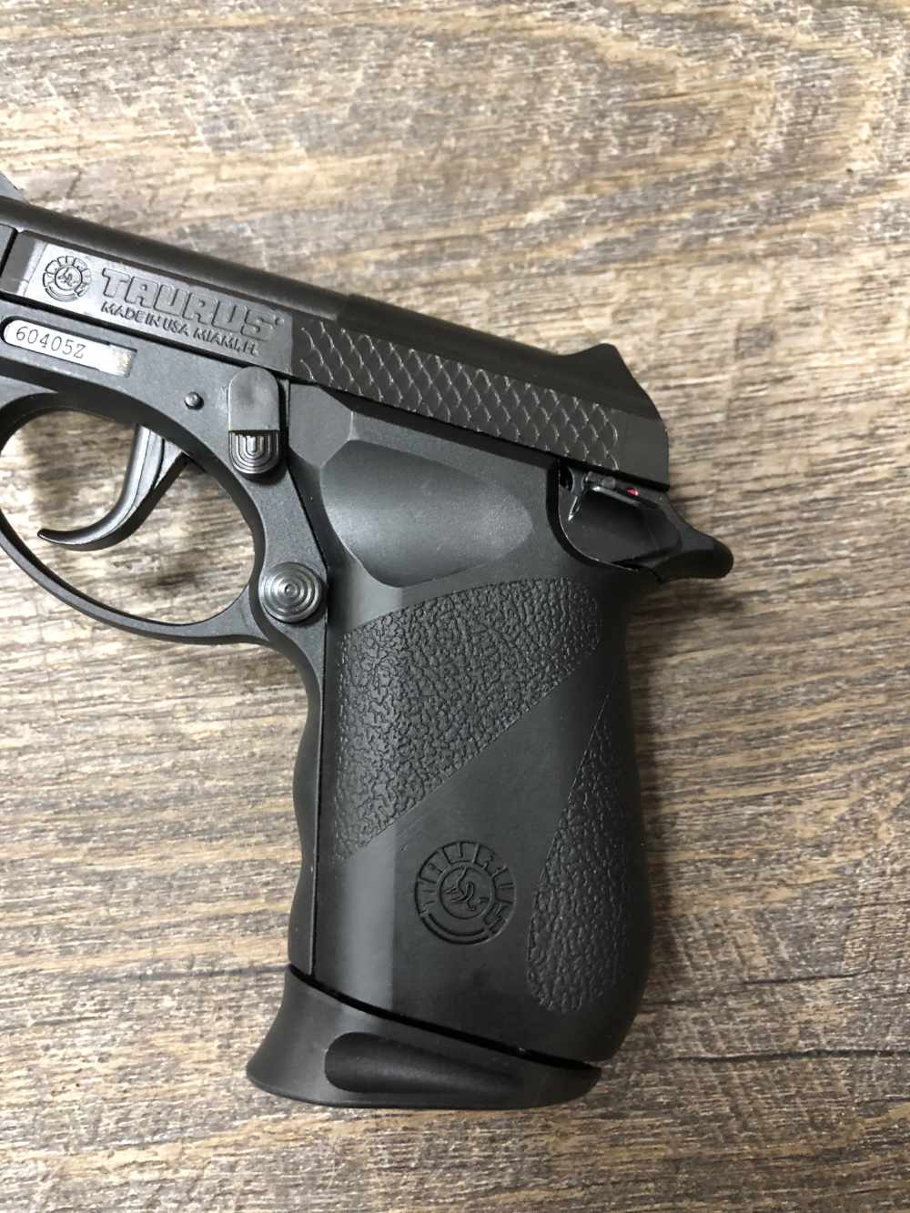 Taurus PT22 Poly .22 LR 8 Round Mag 2.8" Tip Up Barrel w/ Box NICE!-img-4