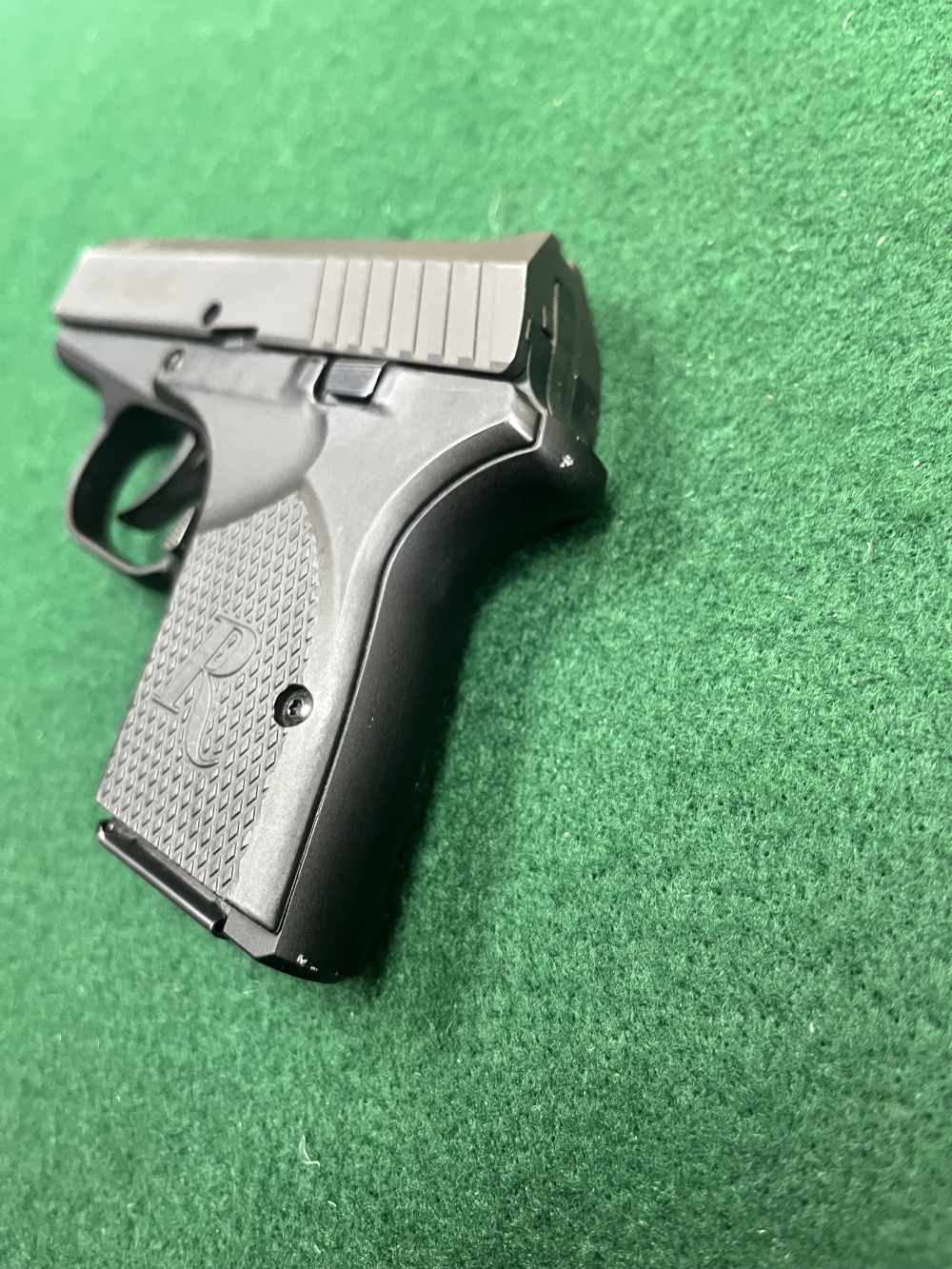 Remington Model RM380 .380 ACP w/ OEM Magazine-img-4