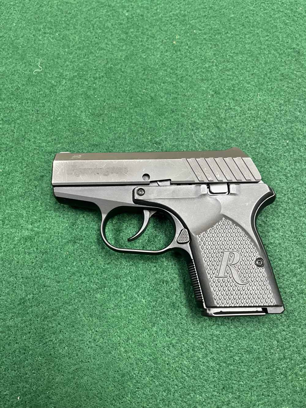 Remington Model RM380 .380 ACP w/ OEM Magazine-img-0