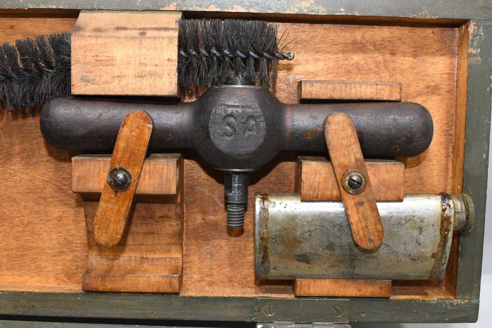 Vintage Finnish L-39 Lahti 20mm Armorers Cleaning Service Kit In Case READ-img-2