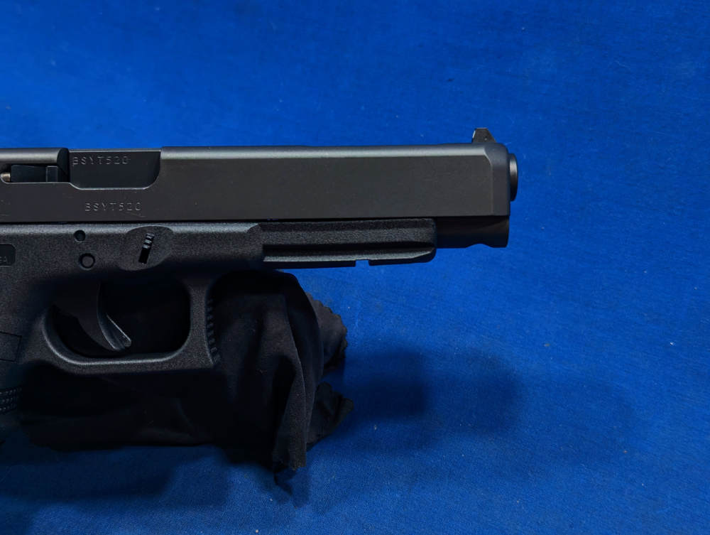 GLOCK 34 Gen 3 9mm – Made in Austria (Factory New) MPN: PI3430103-img-3