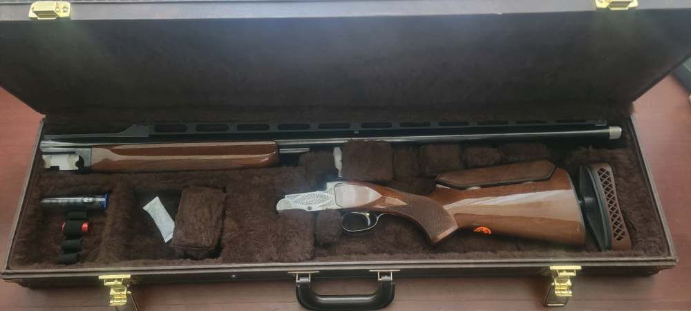 Browning BT-99 Plus 12 Ga 34 INCH Barrel with case and release trigger-img-0