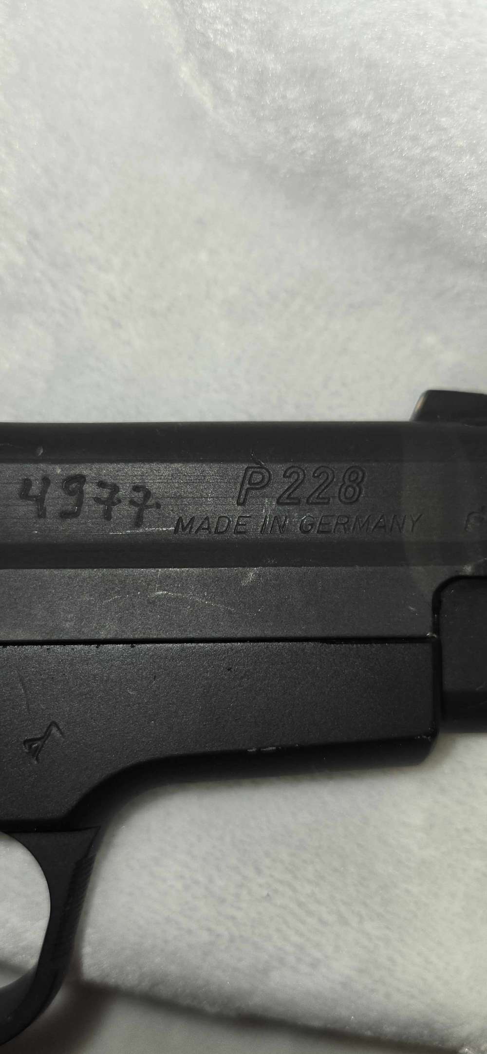 SIG SAUER P228 - MADE IN GERMANY- 9MM -  EXCELLENT CONDITION-img-19