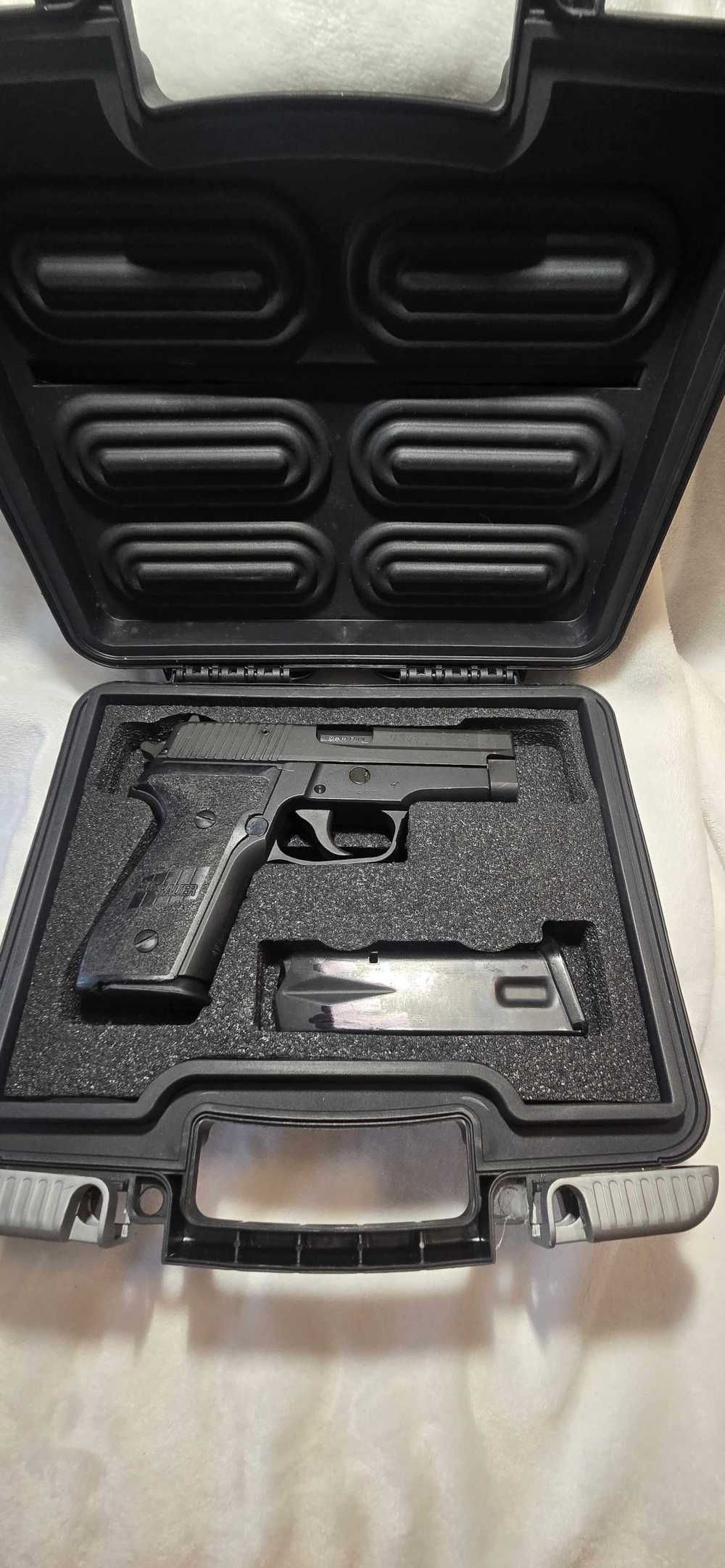 SIG SAUER P228 - MADE IN GERMANY- 9MM -  EXCELLENT CONDITION-img-0