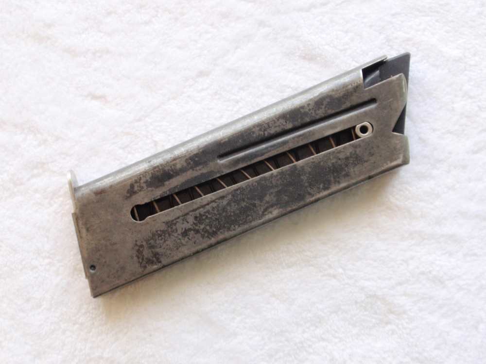 Rare Coonan Patent Pending Model "A" First Series 7rd Magazine-img-2