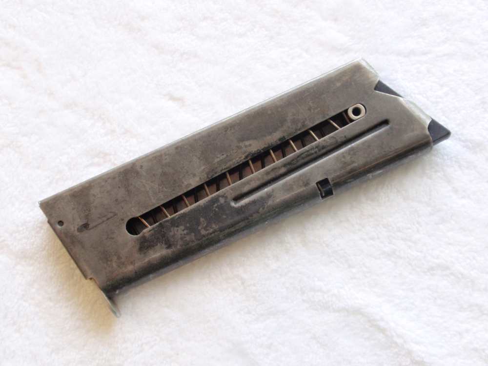 Rare Coonan Patent Pending Model "A" First Series 7rd Magazine-img-1