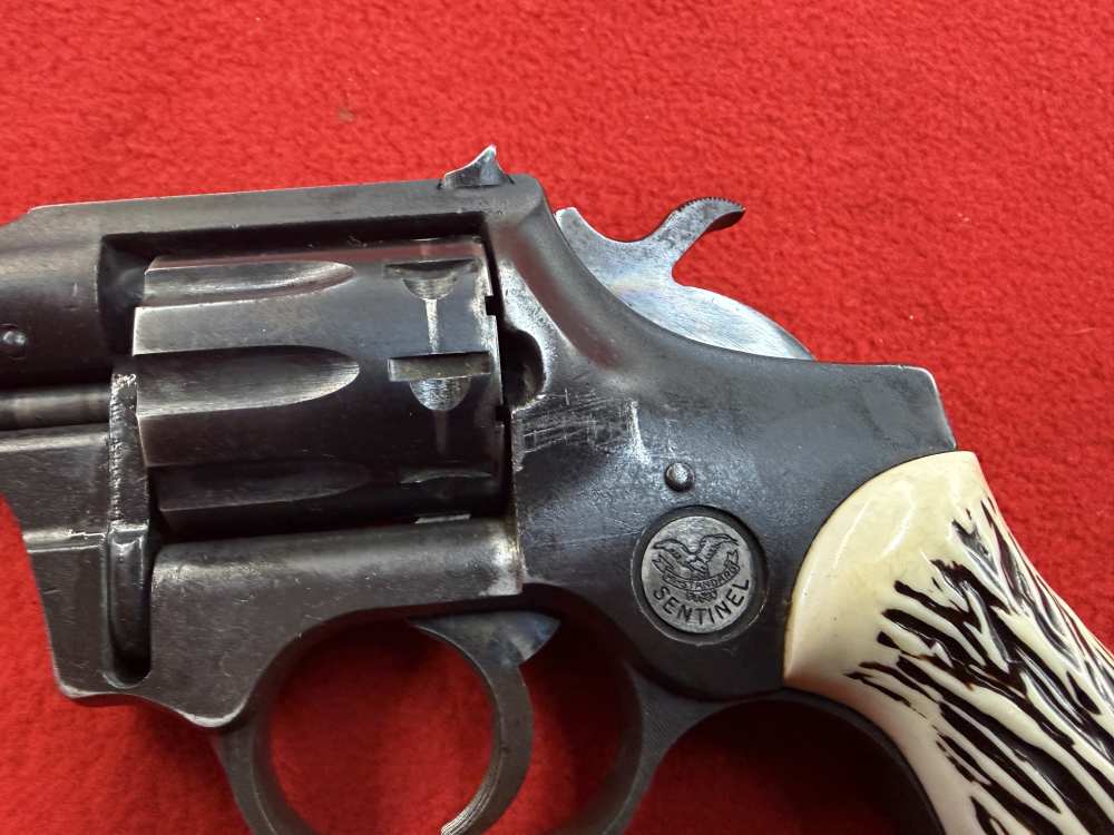 High Standard Mfg. Co|Sentinel R-101|.22LR|6"|9-Shot|Very Good-img-3
