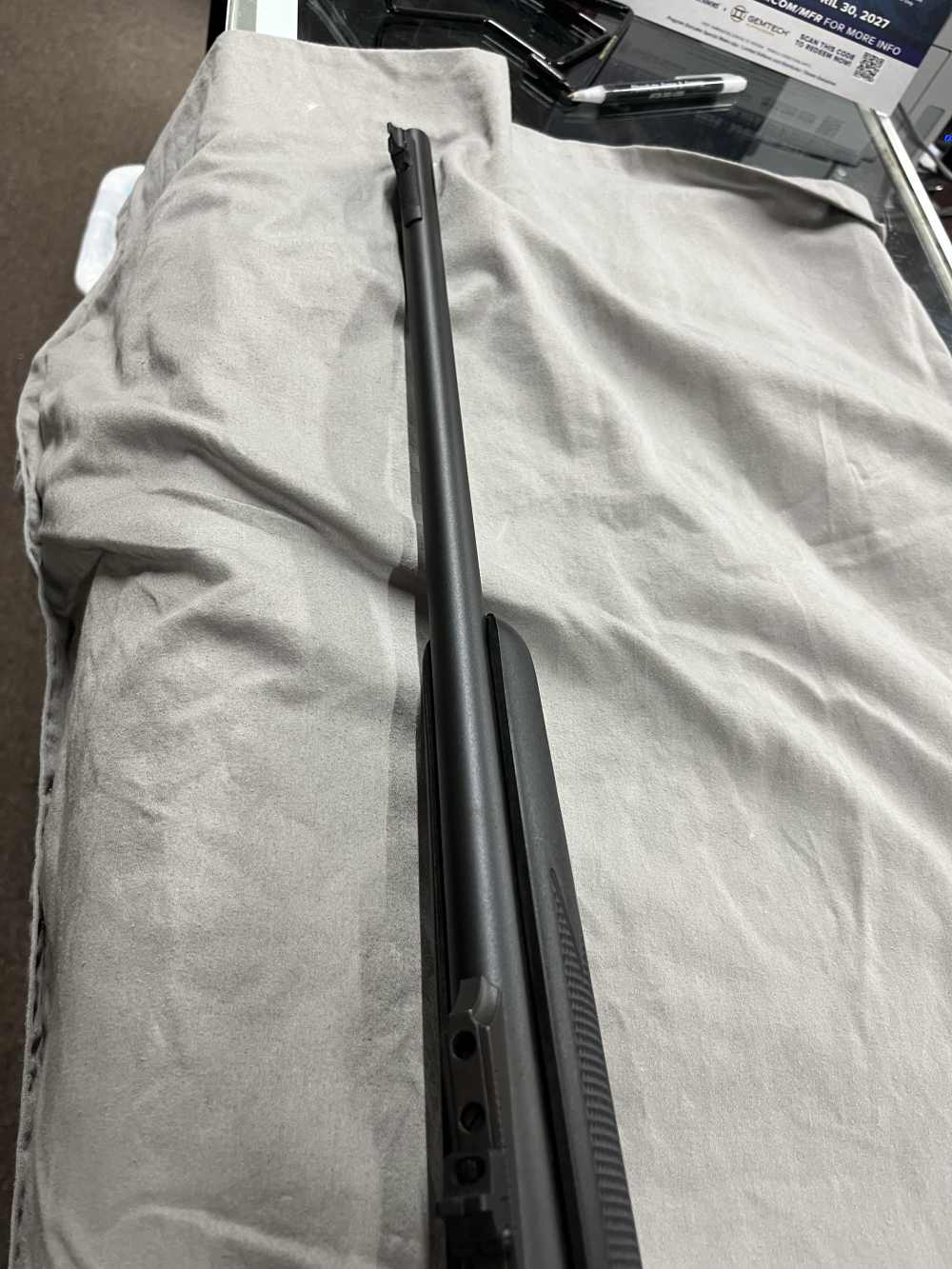 Remington 700 ADL Synthetic 270 Win with open sights Non Key Lock Bolt-img-11
