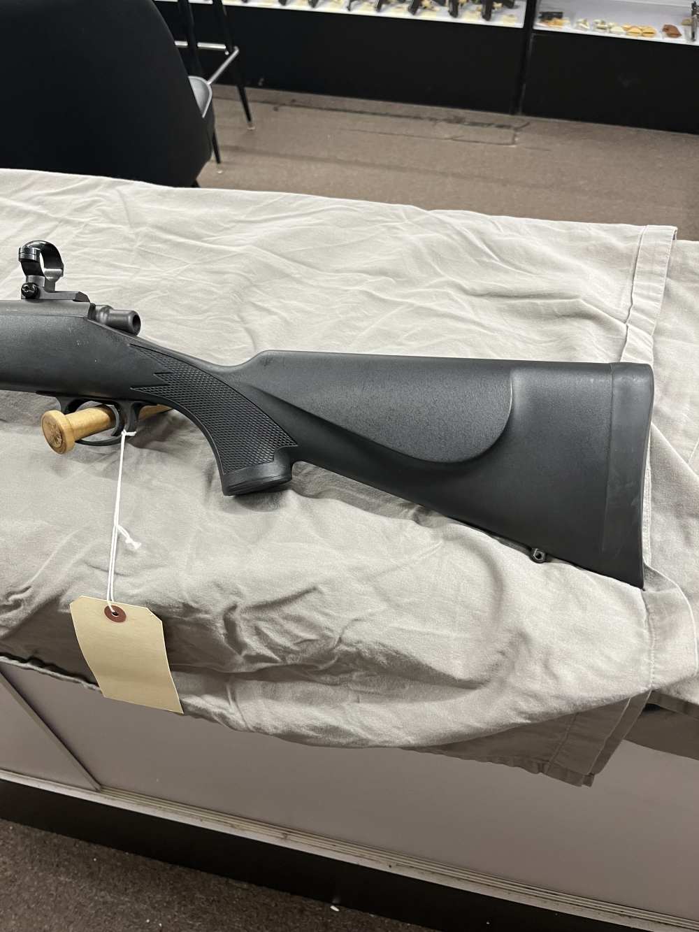 Remington 700 ADL Synthetic 270 Win with open sights Non Key Lock Bolt-img-4