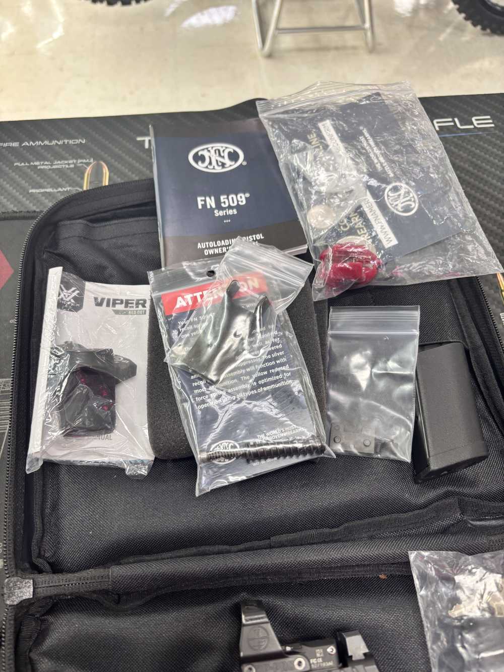 FNH 509 tactical 9mm 4.5” threaded barrel w/bag two mags and Leupold dp350-img-3